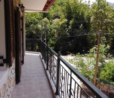 Kertezi House | Archontiko Kertezis