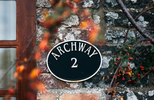 Bailliesmill Villa | Archway 2 Cosy, En-suite Retreat