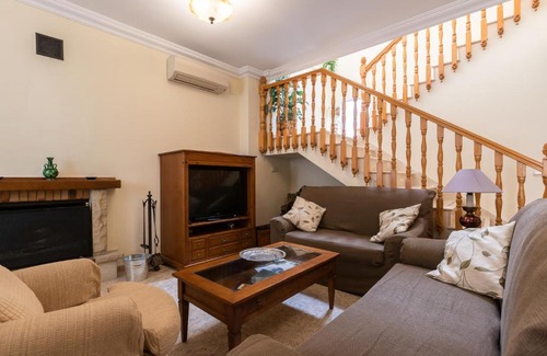 Ardales House | Ardales House