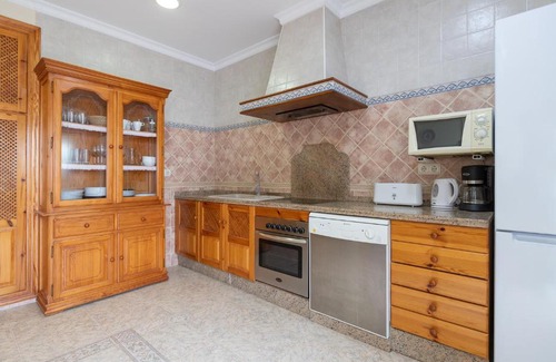 Ardales House | Ardales House