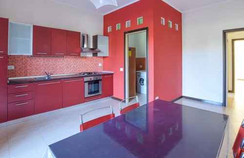 Locri Apartment | Are you dreaming of a relaxing vacation close to the sandy beach? Then this vacation apartment with