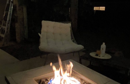 Killeen House | Are you in between homes? Family size home with family outdoor entertaining.