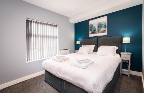 Nottingham City Centre Apartment | Arena Apartments - Stylish and Homely Apartments by the Ice Arena with Parking