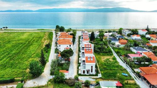 Paralia Ofryniou Apartment | Argilos & Argilos Deluxe Residential Complexes