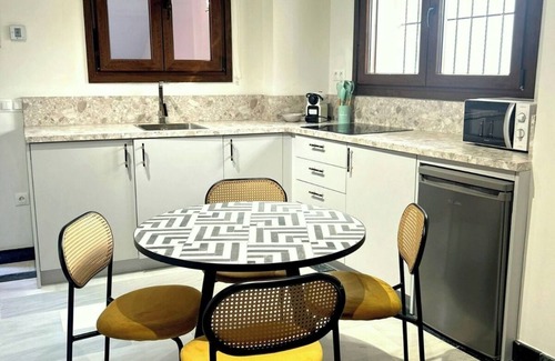 Santa Cruz Apartment | Argote 8 - One Bedroom Apartment, Sleeps 4