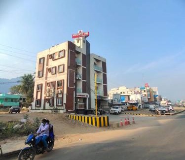 Vellore Hotel | Arihanth Inn