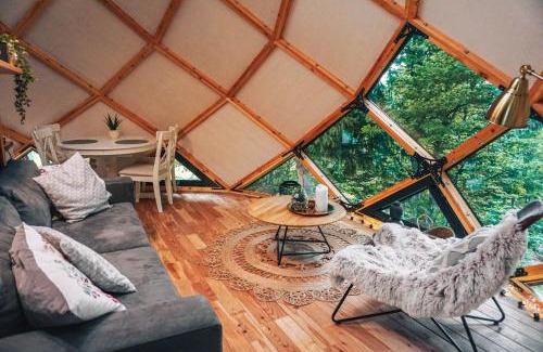 Lisina House | Armadillo Houses