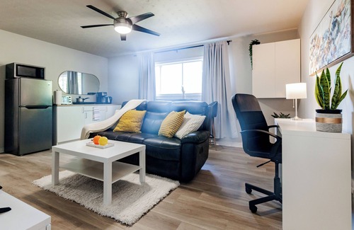 Halifax Apartment | Armdale Retreat + Free Photoshoot!