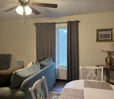 Banner Elk Apartment | Arnett Rd, 124A apts