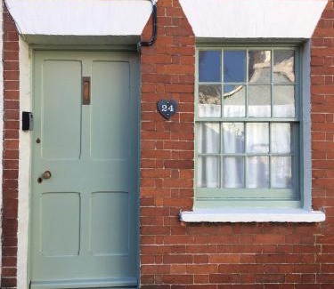 Glastonbury Bed & Breakfast | AROHA