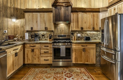 Wilscot Cabin | Around The Bend On Lake Blue Ridge