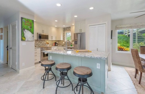 Princeville Condo | Art and Ocean | Serenity on Kauai's Shore