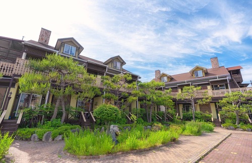Gyeongju Apartment | Art in Tiara