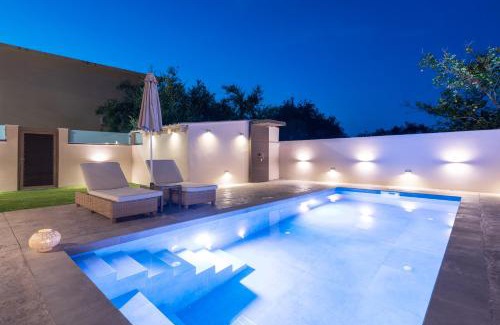 Psarou Villa | Artemis Luxury Villa