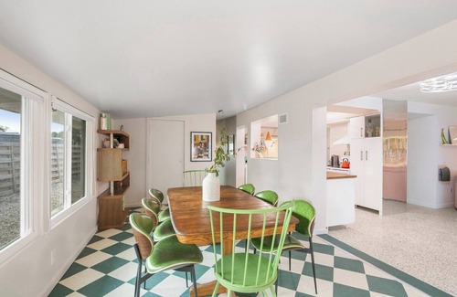 Whitfield House | ArtHouse · Art Inspired Dream Home + Pool + Beaches + SRQ