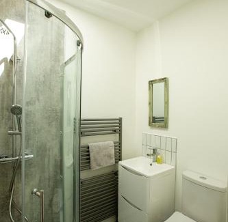 Hillsborough Apartment | Arthur Street cottage