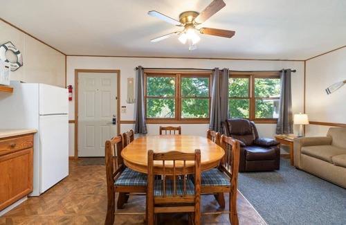 Indian Point Cabin | Artilla Cove Cabin 2 - Lake views - Outdoor pool!