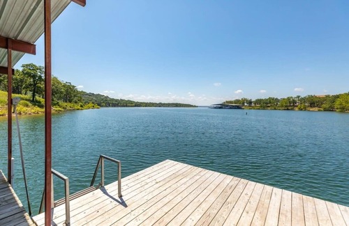 Indian Point Cabin | Artilla Cove Cabin 2 - Lake views - Outdoor pool!