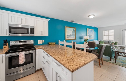 Old Town Condo | ARTIST'S CONDO @ Duval Square by Rent Key West Vacations - Located on Duval