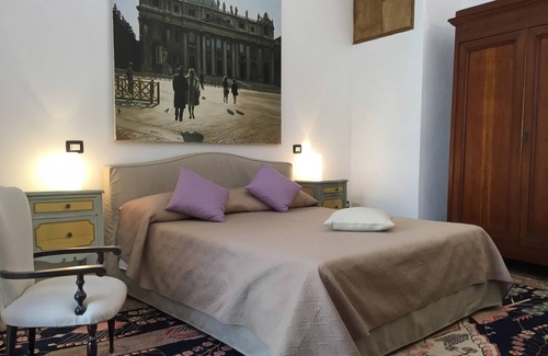 Spoleto Apartment | Artist's Retreat: 2 bedroom, 2 bath apartment