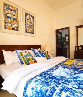 Fort Galle Hotel | ArtNEST Gallery Stay , Pedlars St , Galle Fort
