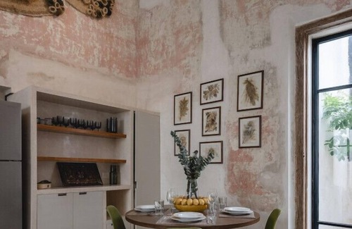 Centro Apartment | Artsy loft with plunge pool and rooftop terrace