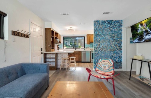 Tallahassee House | Artsy Oasis w Pool, Tree House, Cottage, Pet -YES