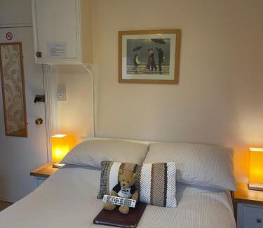Littlehampton House | Arun Sands Rooms
