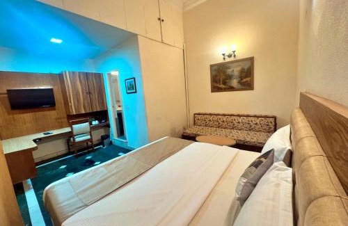 Connaught Place Hotel | ASAR Alka Premier