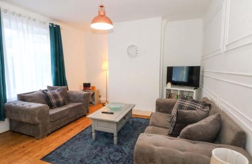 Trafford House | Ash House