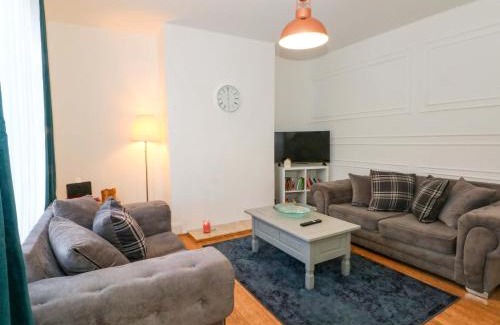 Trafford House | Ash House