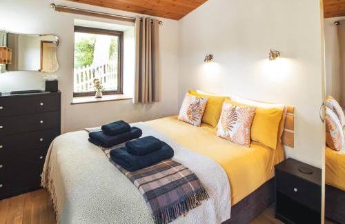 Abbey-Cwmhir House | Ash Lodge - Hw7442