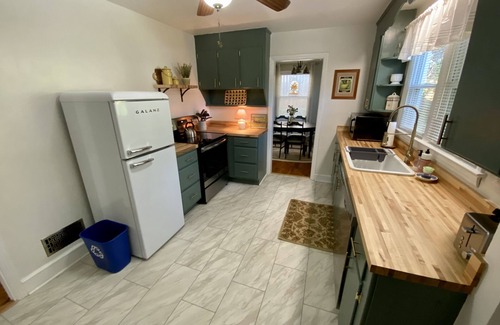 Greenville - Spartanburg Cottage | Ashford Cottage - Close to Downtown!
