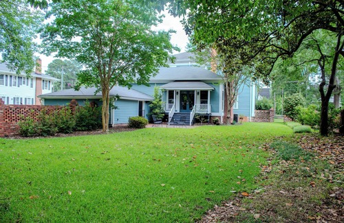 Clinton House | Ashford Inn - Spacious 5-bedroom historic house in Clinton