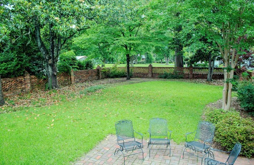 Clinton House | Ashford Inn - Spacious 5-bedroom historic house in Clinton