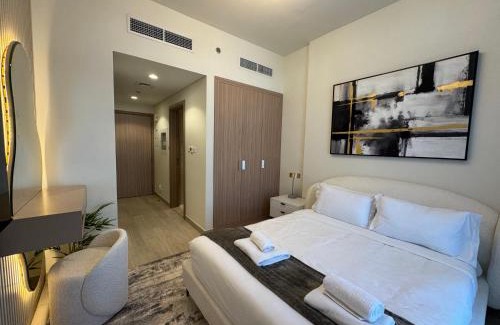 Nad Al Sheba Apartment | Ashri Elegant Studio Near Burj Khalifa