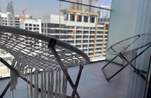 Nad Al Sheba Apartment | Ashri Elegant Studio Near Burj Khalifa