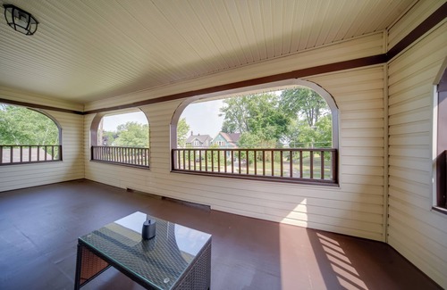 Ashtabula Apartment | Ashtabula Vacation Rental w/Covered Balcony