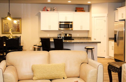 Vineyard House | Ask about January and February specials