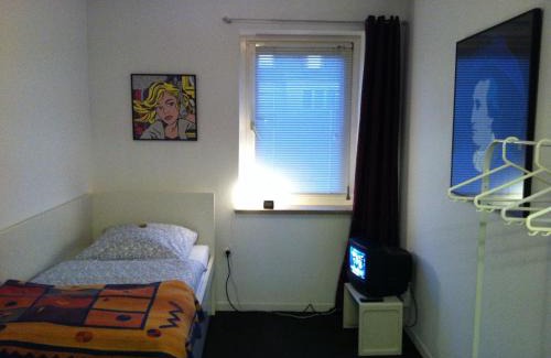 Vorderer Westen House | ask rooms Privatzimmer in Kassel