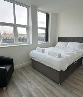 Scunthorpe Apartment | ASM- One Bedroom Station House