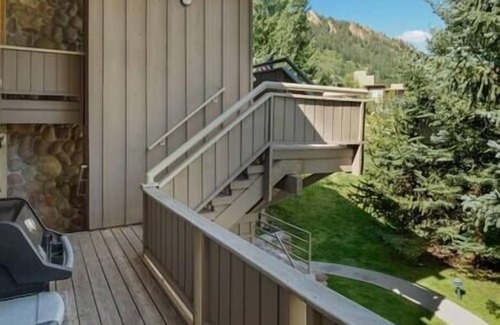 Aspen Apartment | Aspen Core Condo, Next to Gondola, Great Location
