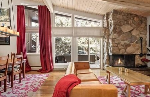 Aspen Apartment | Aspen Core Condo, Next to Gondola, Great Location