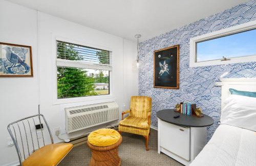 Chincoteague Apartment | Assateague Inn 213-2R