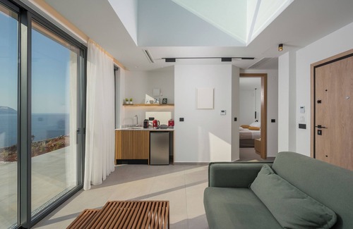Kokkinon Khorion House | Astelia Luxe Retreat