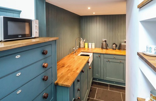 Dyserth Cottage | Aster Cottage