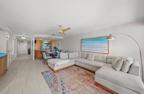 Waikiki Condo | Aston Waikīkī Beach Tower by Gather 2BR Condo w/Oceanview, Pool & Lanai