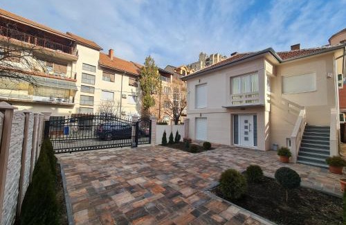 City Center Apartment | "Astor16" Apartments