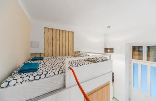 Palace District Apartment | Astoria Airconed Apartments