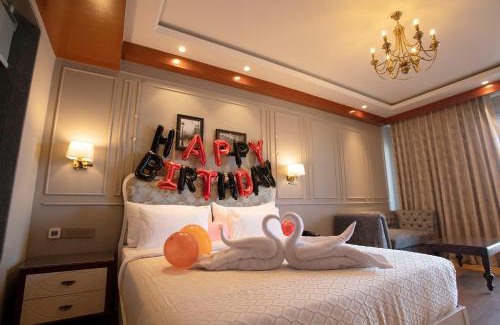 Kasauli Hotel | Astra Resort and Caffe